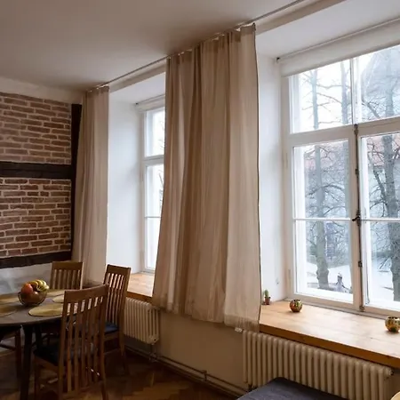 Appartement Medieval Romance And View On The Artery Of Old Town Tallinn