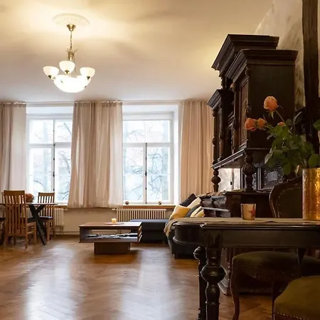 Apartamento Medieval Romance And View On The Artery Of Old Town Talin